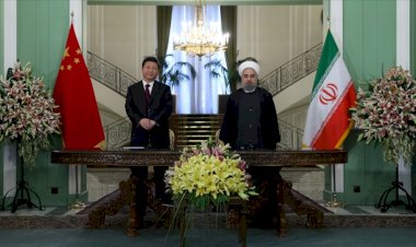 İran Cumhurbaşkanı Ruhani ile Çin Devlet Başkanı Şi 'nükleer anlaşmayı' görüştü