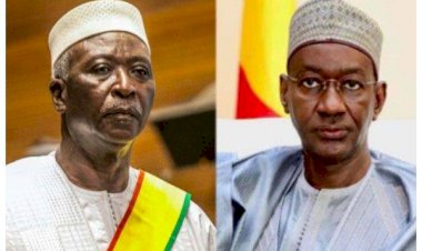 Mali'de Geçiş Konseyi Başkanı ve Başbakan istifa etti