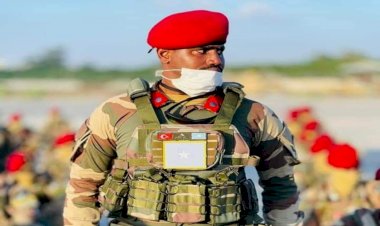 Türkiye'de eğitim alan Tümgeneral Abdiwahid, Somali'de öldürüldü