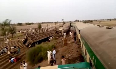 Pakistan'da tren kazası: 38 ölü, 64 yaralı