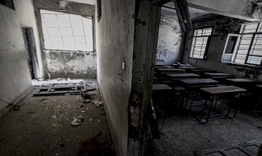 Esed rejiminden Ebrar kampında mescit ve okula saldırı