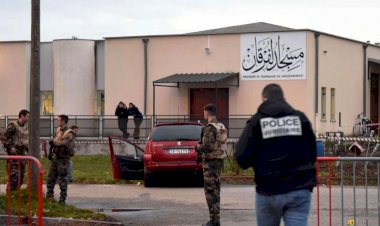 Fransa'da aşırı sağcı emekli polis ve askerlerden 200 imama saldırı hazırlığı