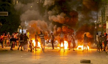 Tunus'ta gözaltına alınan gencin ölümüne yönelik protestolar sürüyor