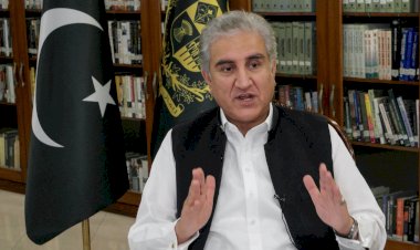 Pakistan Dışişleri Bakanı Kureyşi'den, ABD'ye 'Afganistan'dan sorumlu çekil' uyarısı