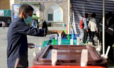 İran siyasetinde reformistlerin büyük çöküşü