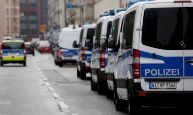 Almanya'da en az 272 polis hakkında 'aşırı sağ' soruşturması yürütülüyor