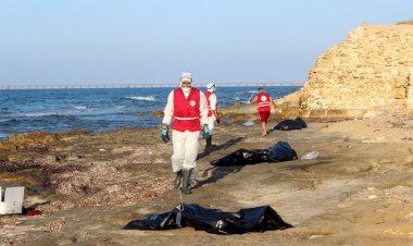 Tunus açıklarında 21 düzensiz göçmenin cansız bedenine ulaşıldı