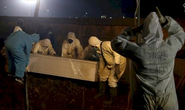 Kovid-19'la mücadele eden Endonezya sıvı oksijen krizi yaşıyor