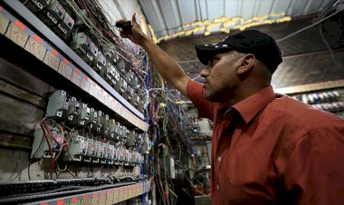 Petrol zengini Irak 30 yıldır elektrik kesintileriyle boğuşuyor