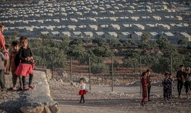 Milyonlarca İdlibli Suriye'ye insani yardım geçişinin yetkilendirilmesi için yapılacak oylamayı bekliyor