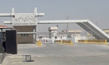 Afganistan’ın İran sınırındaki bir gümrük kapısı daha Taliban’ın kontrolüne geçti