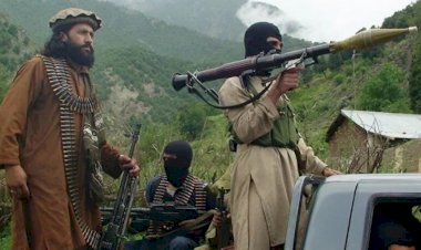 Afganistan'da son 24 saatte 15 vilayette Taliban ile güvenlik güçleri çatıştı