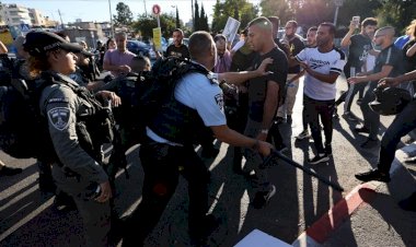 İşgal güçleri Şeyh Cerrah Mahallesi'nde düzenlenen barışçıl gösteriye müdahale etti