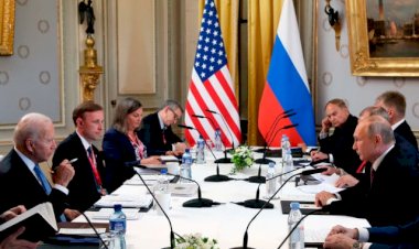 Putin'den Biden'a 'Afganistan konusunda Orta Asya'daki üslerimizi kullanın' teklifi