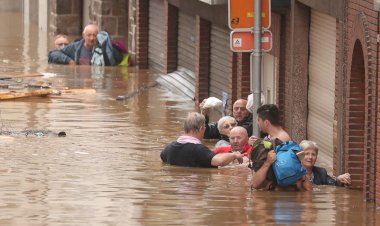 Avrupa sel felaketini tartışıyor: Uyarı insanlara ulaşamadı