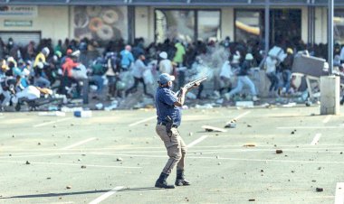 Güney Afrika'da başlayan şiddet ve yağma olayları 10. gününde