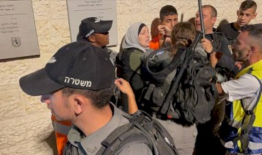 İşgalci İsrail polisinden Şam Kapısı'nda Filistinlilere saldırı