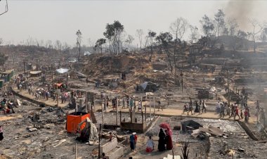 Bangladeş'te Arakanlı Müslümanların kaldığı kampta yangın çıktı