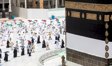 Suudi Arabistan umre sezonunun başladığını duyurdu