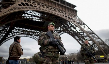 Fransa'da El-Kaide tehdidi nedeniyle alarm verildi