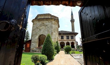 Kuzey Makedonya'nın zarafet sembolü: Alaca Cami
