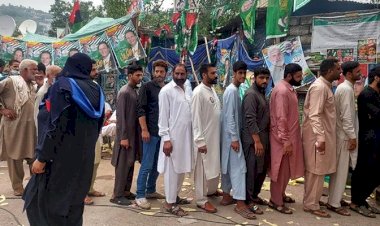 Azad Cammu Keşmir'deki seçimlerde çatışma: 2 ölü