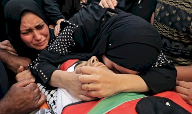 İşgal güçlerinece şehid edilen Filistinli genç son yolculuğuna uğurlandı