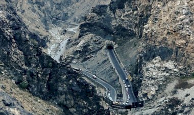 Afganistan’da trafik kazaları: 20 ölü