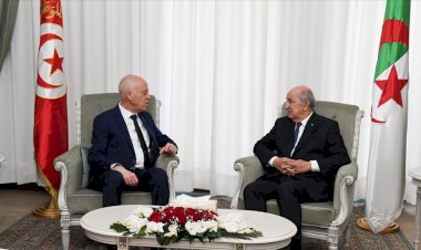 Tunus Cumhurbaşkanı Said'in Cezayirli mevkidaşına yakında 'önemli kararlar' alınacağını söylediği belirtildi