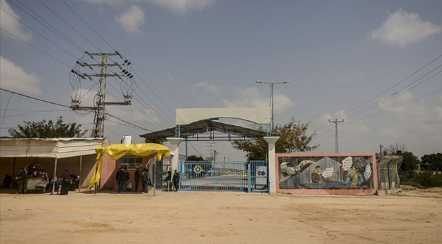 Yurt dışındaki Filistinlilerin Gazze'ye geçişi sürüyor
