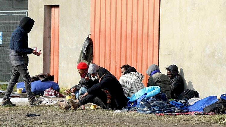 AB'ye iltica talebi başvuruları rekor düzeyde düştü