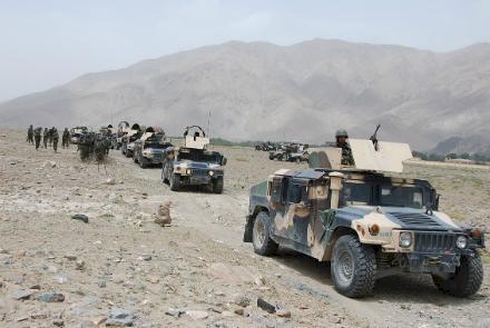 Afganistan'da karakola saldırı: 12 ölü
