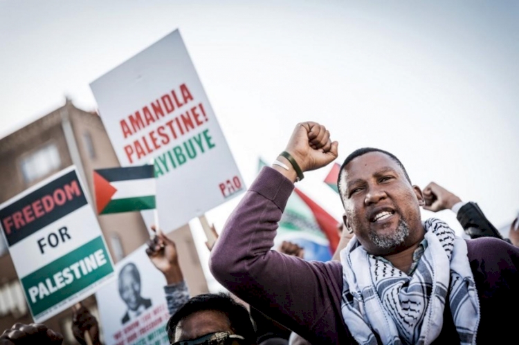Güney Afrika'da yargının tepesindeki ismin İsrail yanlısı tutumu ülkeyi ayağa kaldırdı