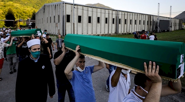Srebrenitsa'nın 9 kurbanı daha toprağa verilecek