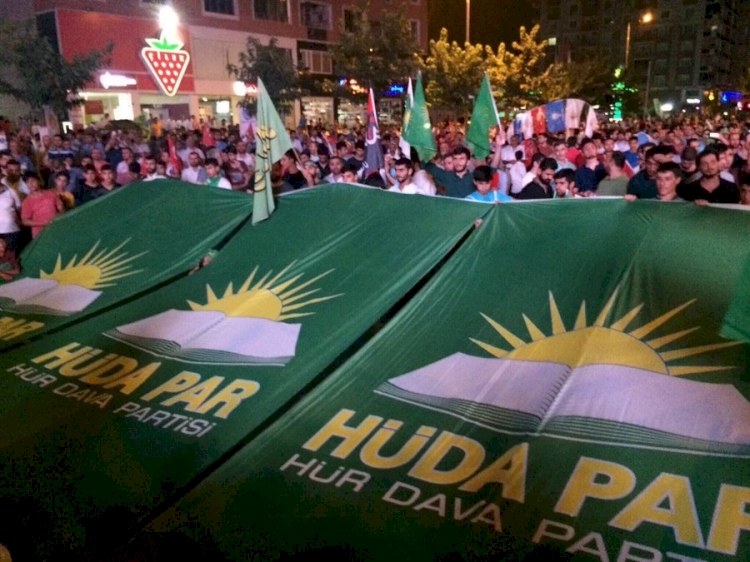 HÜDA PAR: 15 Temmuz'da Müslüman halk bir devrim yapmıştır