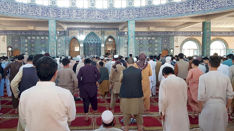 Afganistan'da Ayasofya-i Kebir Cami-i Şerifi için şükür namazı kılındı