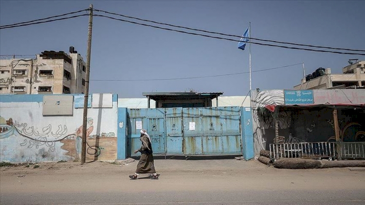 UNRWA Gazze'deki hizmetlerine geçici olarak ara verdi