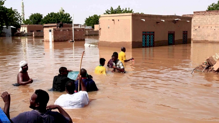 Senegal sellere teslim oldu