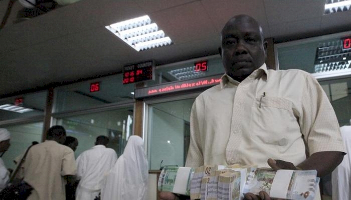 Sudan yerel para birimindeki çöküşün ardından ekonomik acil durum ilan etti