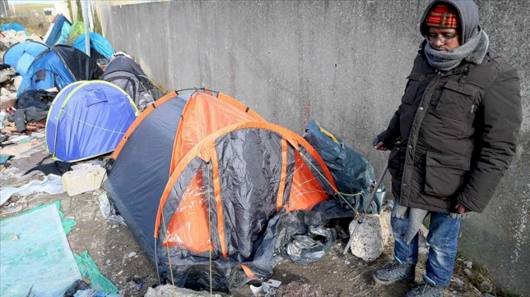 Fransa'dan sığınmacılara insanlık dışı muamele