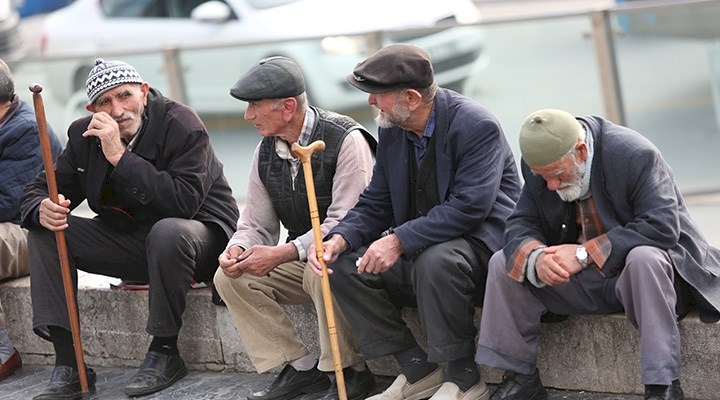 2050'de dünya yaşlı nüfusu iki katına çıkacak