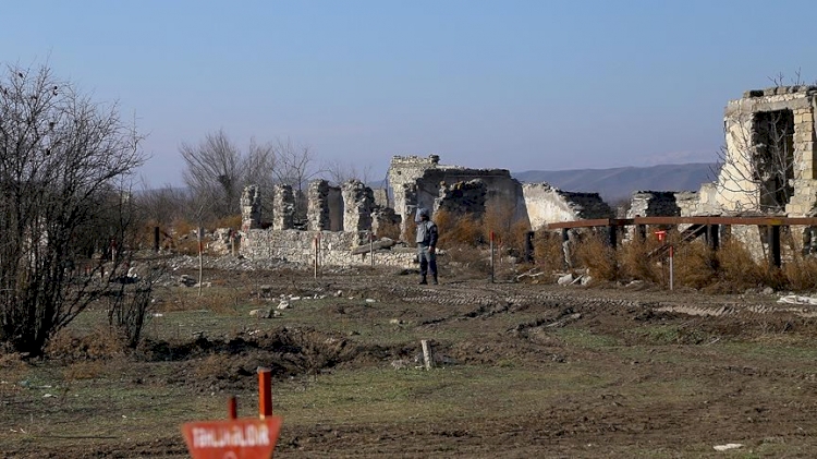 Dağlık Karabağ'da ateşkes yürürlüğe girdi