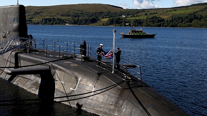 İngiltere'nin nükleer denizaltı üssünde casus bot bulundu