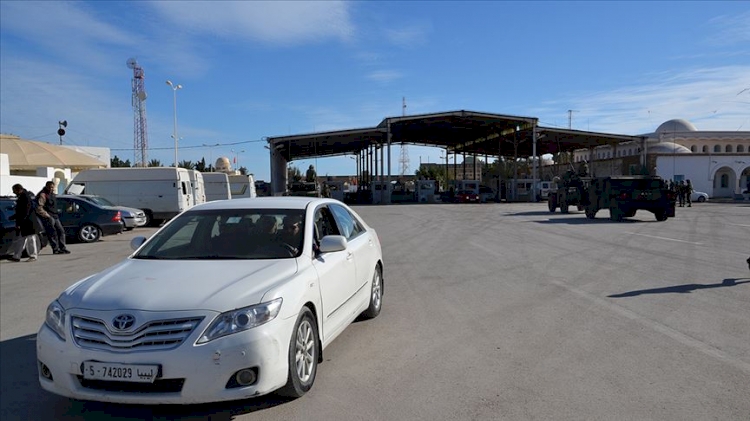 Tunus ve Libya arasında 8 aydır kapalı olan kara sınırı açıldı