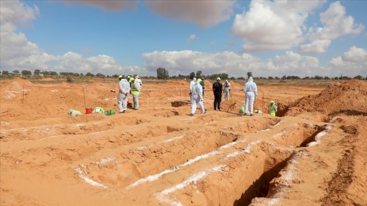 Libya'nın Terhune kentinde bir toplu mezar daha bulundu