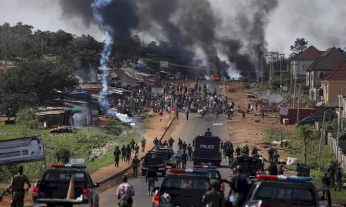 Nijerya'daki polis karşıtı eylem: 94 sivil ve polis öldü