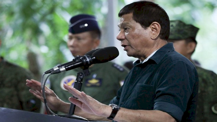 Filipinler Devlet Başkanı, komünist isyancılarla Noel döneminde ateşkes ihtimalini reddetti