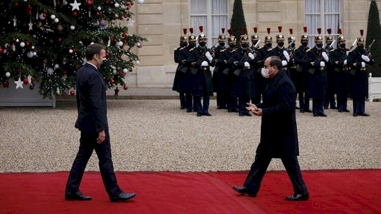 Fransızlar, Macron'un Sisi'ye ilgisi konusunda 'insan hakları' ile 'ulusal çıkarlar' arasında kaldı