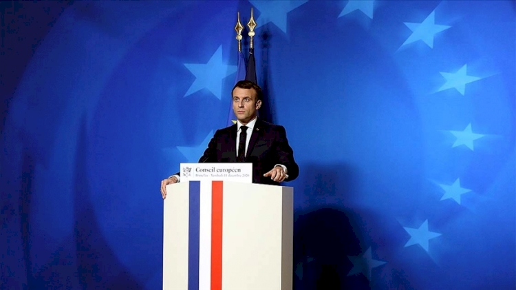 Fransa'da halkın yüzde 60'ı Macron'dan memnun değil