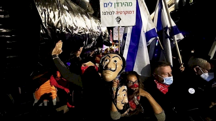 Netanyahu karşıtı gösteriler 26. haftasında devam etti